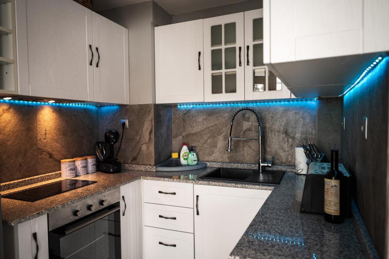 Appartamento House Proctor Stoykite Esterno foto