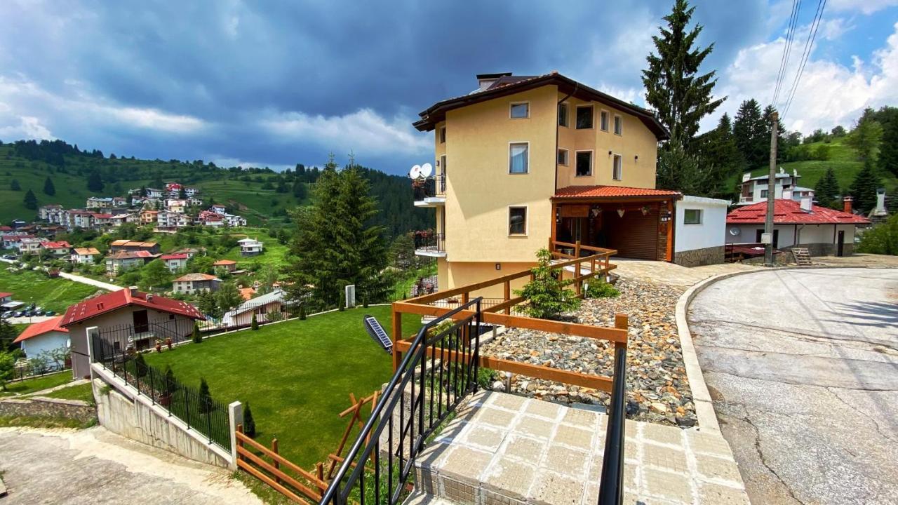Appartamento House Proctor Stoykite Esterno foto